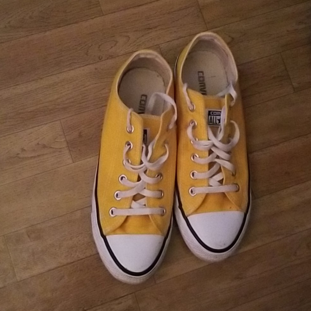 Sneakers - Picture 2 of 2